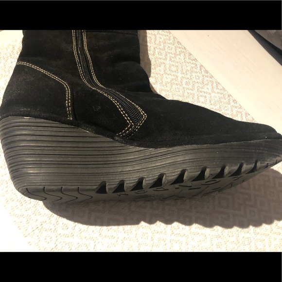 FLY London Yust Tall Oil Suede Leather Wedge Boots - Picture 9 of 10